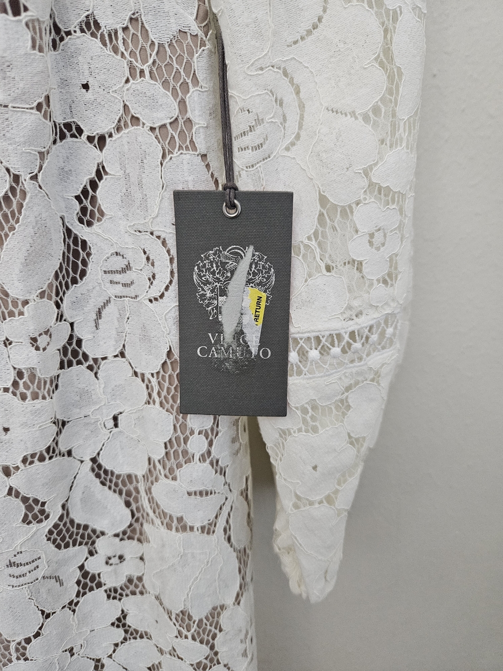 Vince Camuto White Floral Lace Long Sleeve Shift Dress - Picture 7 of 15